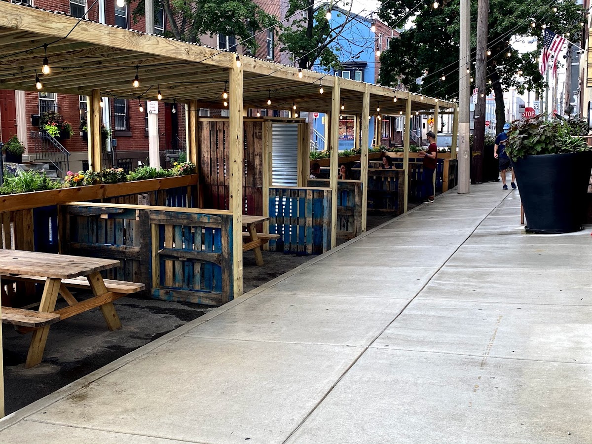 The Institute Craft Bar & Kitchen
